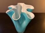 Mooie lichtblauwe Murano stijl vaas, Overige kleuren, Ophalen of Verzenden, Minder dan 50 cm, Glas