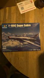 F-100C, Ophalen of Verzenden, Zo goed als nieuw, 1:72 tot 1:144, Overige merken