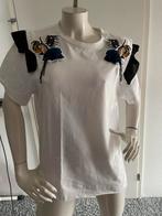Dorothee schumacher shirt met aparte embleems maat l., Kleding | Dames, Wit, Maat 42/44 (L), Dorothee schumacher, Ophalen of Verzenden