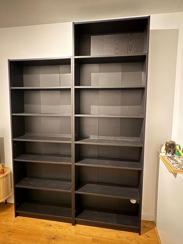 Twee Billy boekenkasten zwart eiken met opzetstuk - afbeelding 1