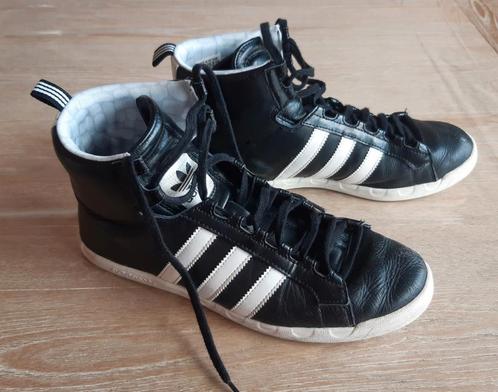Adidas sneakers hoog, maat 41. Zwart / wit., Kleding | Dames, Schoenen, Gedragen, Sneakers of Gympen, Zwart, Ophalen of Verzenden