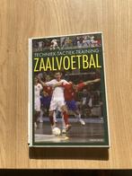 boek over zaalvoetbal, Sport en Fitness, Voetbal, Ophalen of Verzenden, Gebruikt, Overige typen
