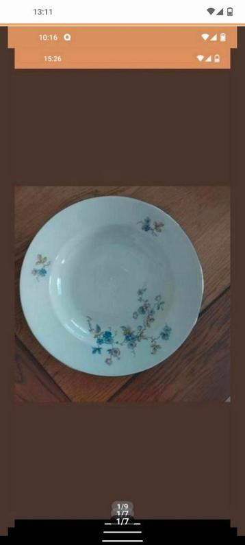 Servies met blauwe bloemetjes vintage  beschikbaar voor biedingen