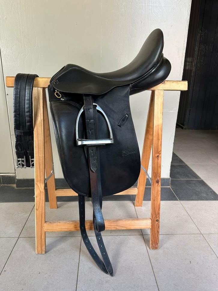 Dressuurzadel van Ruiz Dias Trainers Jessica Pro, Dieren en Toebehoren, Paarden en Pony's | Zadels, Zo goed als nieuw, Dressuur