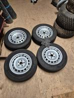 Volkswagen Caddy Banden 195/65 R15, Auto-onderdelen, Ophalen, 15 inch, Banden en Velgen, Winterbanden