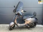 Vespa Snorscooter Sprint 50 stuurverwarming vol opties 8100, Fietsen en Brommers, Gebruikt, Benzine, Vespa