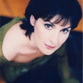 6 Enya Cd's  beschikbaar voor biedingen