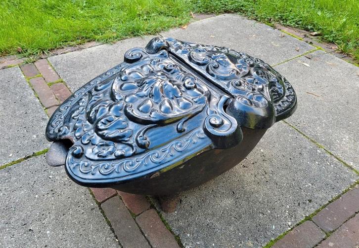 Vintage kolenkit "schildpad", gietijzer, Huis en Inrichting, Kachels, Gebruikt, Houtkachel, Hout, Ophalen