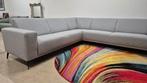Pas 1 jaar oude lichtgrijze Xooon design hoekbank!!!, Ophalen of Verzenden, Zo goed als nieuw