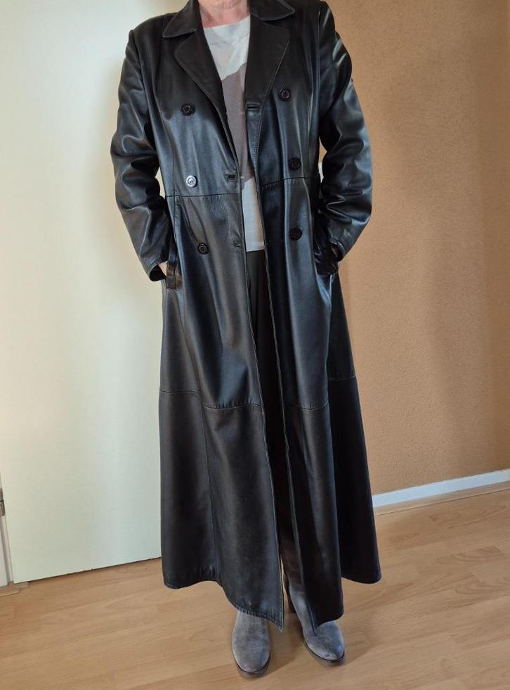 Lange leren zwarte jas Arma 42 soepelvallend dames, Kleding | Dames, Jassen | Winter, Gedragen, Maat 42/44 (L), Zwart, Ophalen of Verzenden