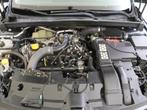 Renault Mégane 1.2 TCe Zen | Navigatie | Airco | Trekhaak |, Voorwielaandrijving, 12 maanden, Gebruikt, Euro 6