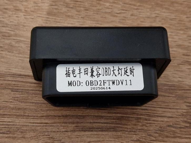 OBD2 Stekker Toyota - Lichtbediening via Afstandsbediening, Auto-onderdelen, Elektronica en Kabels, Toyota, Gebruikt, Ophalen