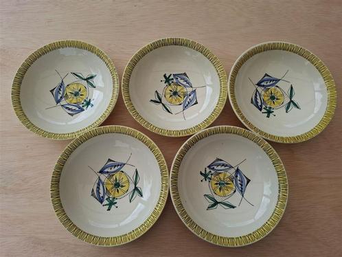 Stavangerflint, Norway, Flamingo- Bamboe, 5 diepe borden, Antiek en Kunst, Antiek | Servies los, Ophalen of Verzenden