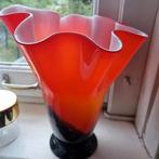 Rode zakdoek vaas, Ophalen of Verzenden, Minder dan 50 cm, Rood, Glas