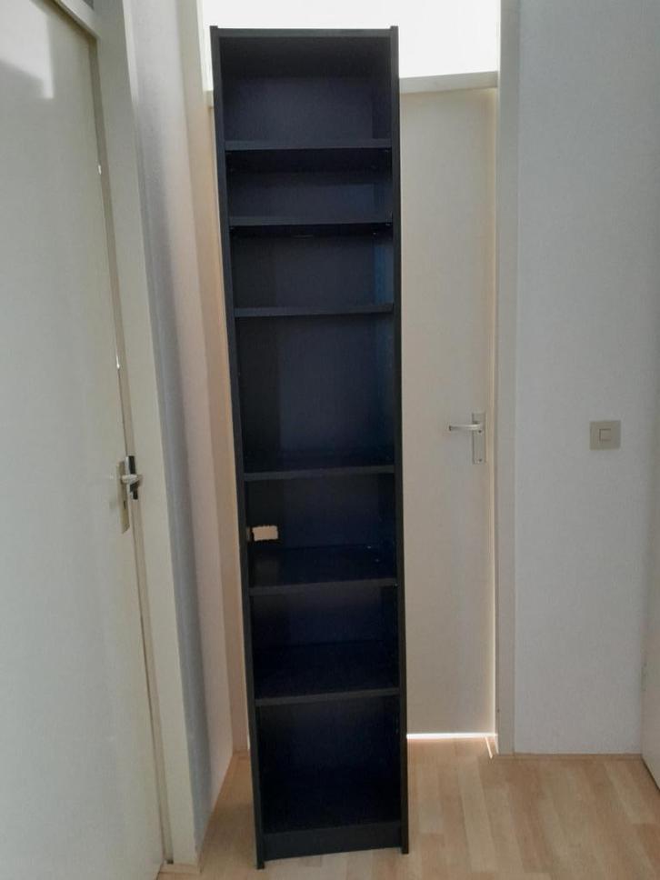 ikea billy boekenkast zwart, Huis en Inrichting, Kasten | Boekenkasten, Gebruikt, Minder dan 50 cm, 150 tot 200 cm, 25 tot 50 cm