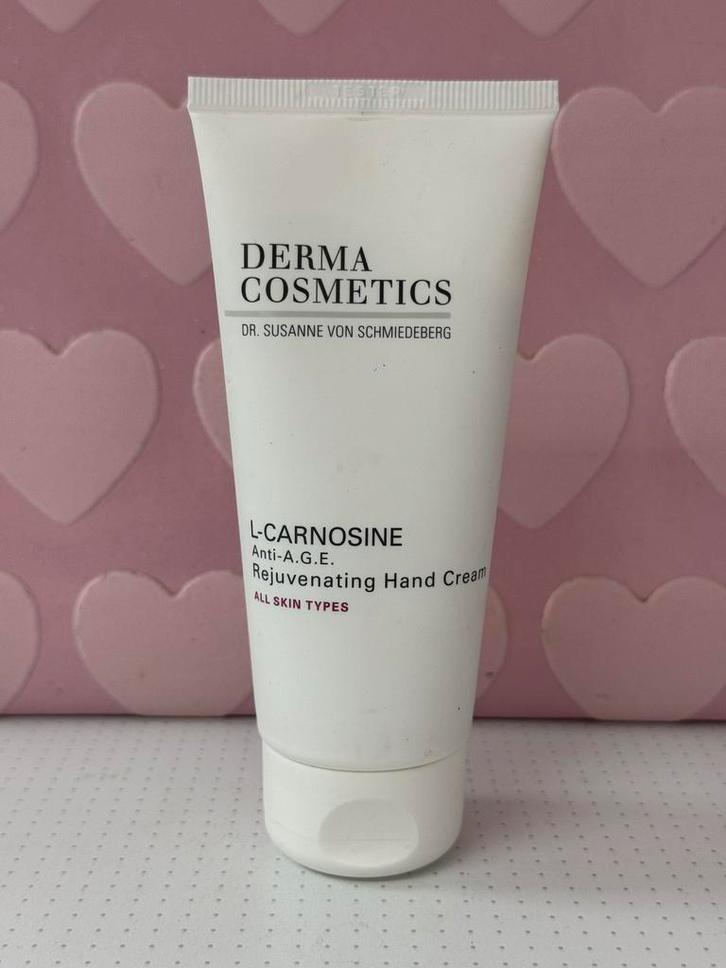 Derma cosmetics rejuvenating hand cream 100ml all skin types, Sieraden, Tassen en Uiterlijk, Uiterlijk | Lichaamsverzorging, Nieuw