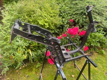 Zip type 3 frame nummers snor zonder wok beschikbaar voor biedingen