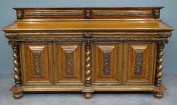 GEZOCHT: Dressoir met getorste kolommen ( (Barley Twist) beschikbaar voor biedingen