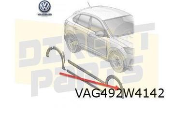 Volkswagen Taigo (2/22-) wielkuiplijst Rechts op voorbumper  beschikbaar voor biedingen