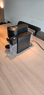 Nespresso Vertuo Lattissima, Witgoed en Apparatuur, Ophalen, Koffiemachine, Zo goed als nieuw, 1 kopje