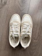 Wit/beige sneakers Primark mt 40, Ophalen of Verzenden, Zo goed als nieuw, Wit, Sneakers of Gympen