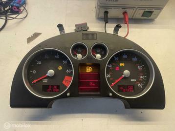 Instrumentenpaneel teller klok Audi TT mk1 engels mijlen beschikbaar voor biedingen