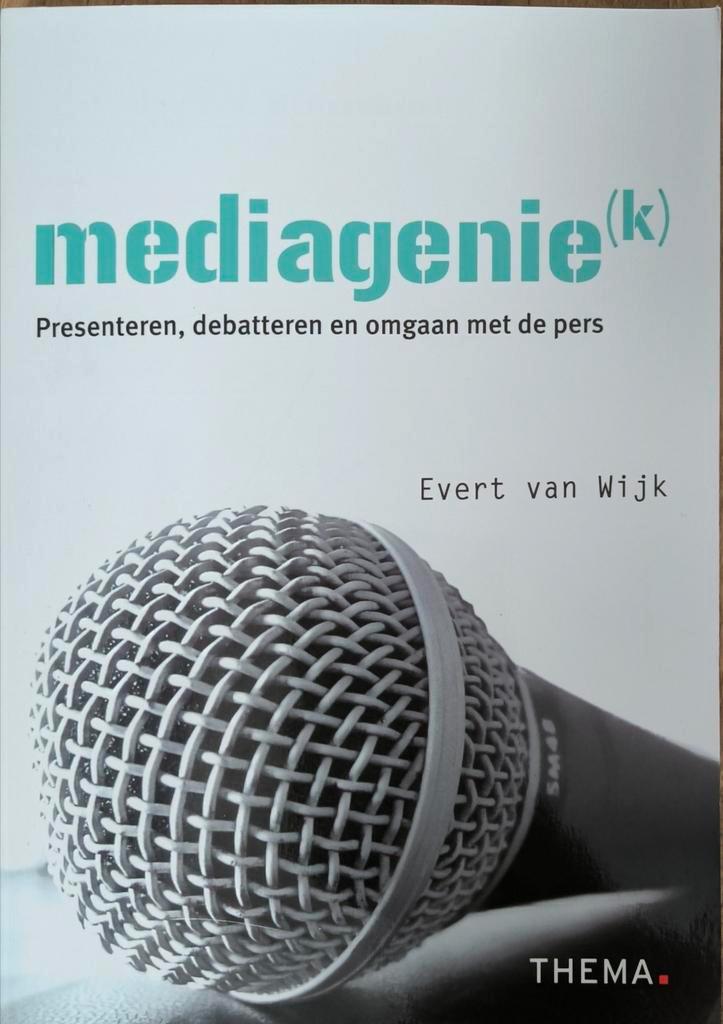 Evert van Wijk - Mediagenie(k), Boeken, Wetenschap, Gelezen, Ophalen of Verzenden