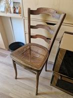 Vintage stoel met rotan zitting (kapot), Ophalen