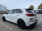 Hyundai i30 1.0 Benzine Black Edition 55.410 km’s Topstaat, Gebruikt, Euro 6, Bedrijf, Handgeschakeld