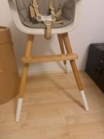Micuna OVO Kinderstoel Beige - Zonder Tafelblad, Ophalen of Verzenden, Gebruikt, Meegroeistoel, Gordel(s)