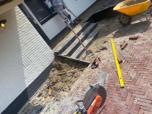 stratenmaker met ervaring, Diensten en Vakmensen, Tuinmannen en Stratenmakers, Bestrating, Garantie