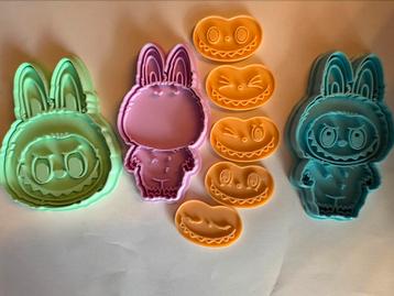 Labubu cookie cutters beschikbaar voor biedingen