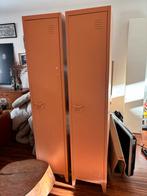 Twee roze kasten, Huis en Inrichting, Ophalen, Gebruikt, 50 tot 100 cm, Metaal