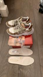 Leren sneakers, Ophalen of Verzenden, Zo goed als nieuw, Schoenen