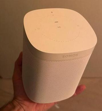 Sonos One gen 2 wit compleet, zo goed als nieuw beschikbaar voor biedingen