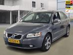 Volvo S40 2.0 Limited Edition 118.400 km 1e Eigenaar NL-auto, Auto's, Volvo, Gebruikt, Zwart, Sedan, Zilver of Grijs