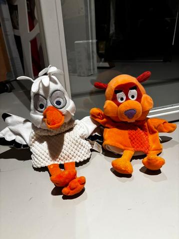 Twee handpoppen Fabeltjeskrant beschikbaar voor biedingen