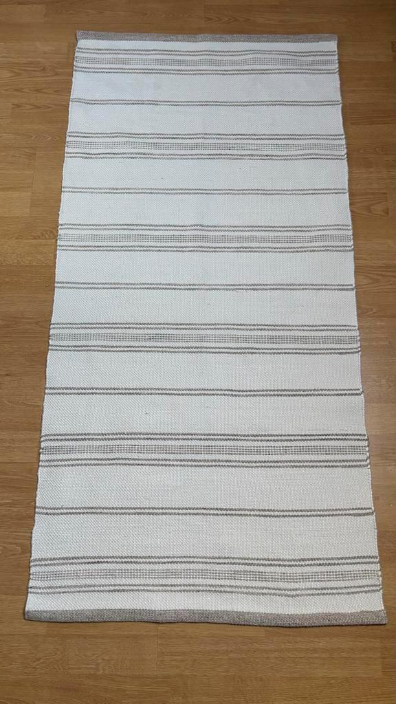 Gestreept vloerkleed wit/beige, 142 x 69 cm, Huis en Inrichting, Stoffering | Tapijten en Kleden, Gebruikt, 50 tot 100 cm, 100 tot 150 cm