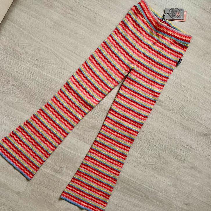 NIEUW met kaartje! Vrolijke Vinrose broek mt 146/152, Kinderen en Baby's, Kinderkleding | Maat 152, Nieuw, Meisje, Broek, Ophalen of Verzenden