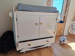 Vintage jaren 50 commode en bedje, Kinderen en Baby's, Kinderkamer | Commodes en Kasten, Ophalen, Gebruikt, 50 tot 70 cm, 105 cm of meer