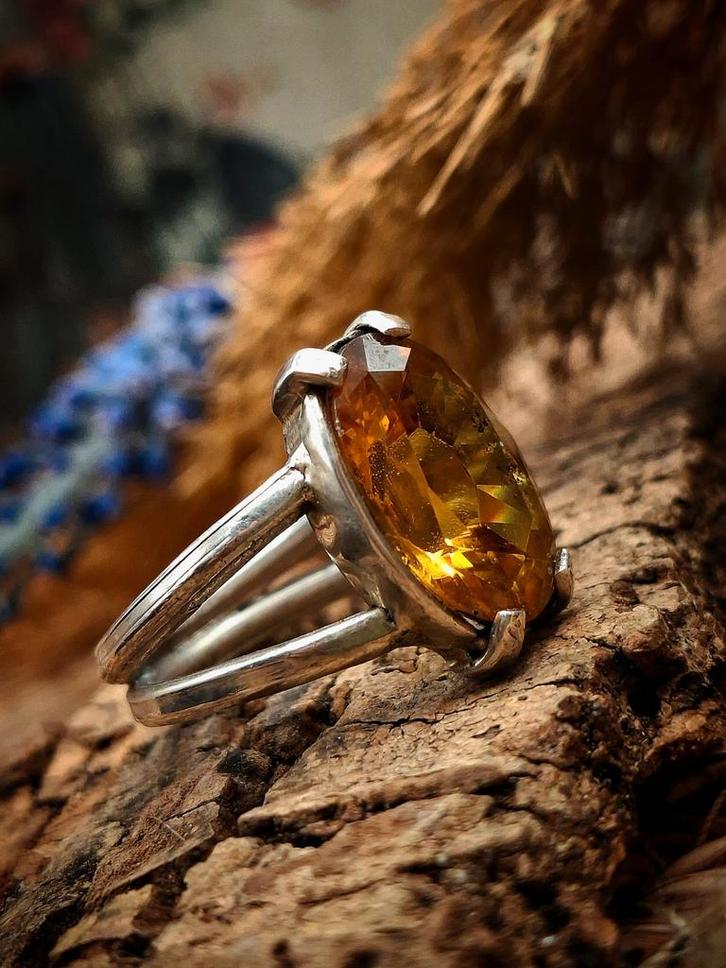 Handgemaakte zilveren ring, Sieraden, Tassen en Uiterlijk, Ringen, Nieuw, Dame of Heer, 18 tot 19, Zilver, Zilver, Met edelsteen