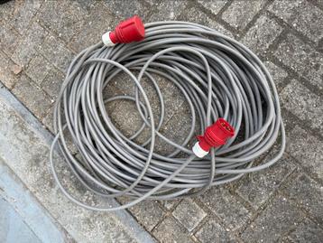50 meter krachtsroom kabel 5 aderig 16a beschikbaar voor biedingen