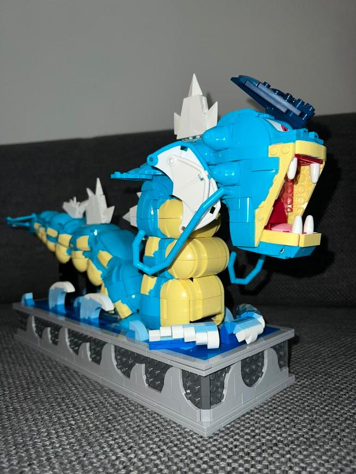 MEGA Construx Pokémon Gyarados Bouwset – 2188 Onderdelen, Kinderen en Baby's, Speelgoed | Duplo en Lego, Zo goed als nieuw, Ophalen of Verzenden