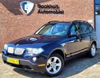 BMW X3 3.0si, Pano Dealer-onderhouden! Nwe tussenbak. Youngt, Automaat, Gebruikt, Zwart, Blauw