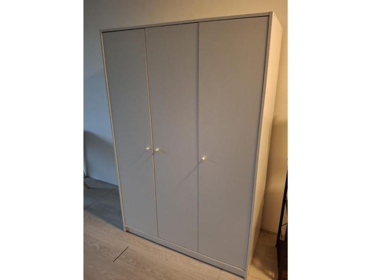 IKEA kledingkast Kleppstad wit met 3 deurtjes, Huis en Inrichting, Kasten | Kledingkasten, Gebruikt, 150 tot 200 cm, 100 tot 150 cm