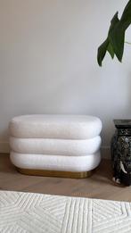 Light & Living Lyall Teddy Poef - Crème/Goud - Nieuw, Huis en Inrichting, Banken | Voetenbanken en Poefen, Ophalen, Nieuw, Minder dan 50 cm