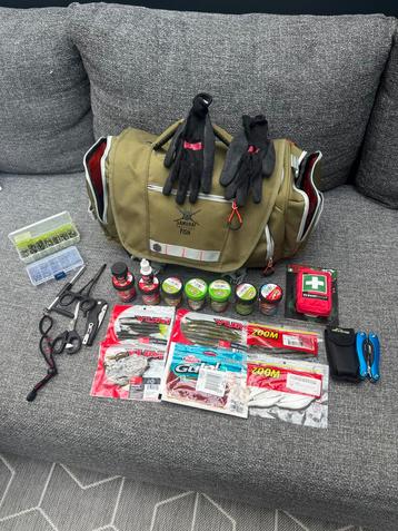 Mooi roofvis pakket beschikbaar voor biedingen