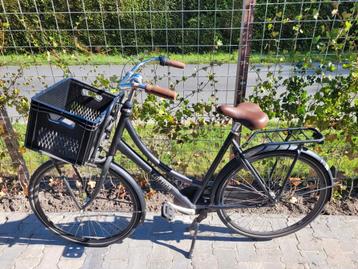 Leuke Cortina damesfiets met Mandje beschikbaar voor biedingen