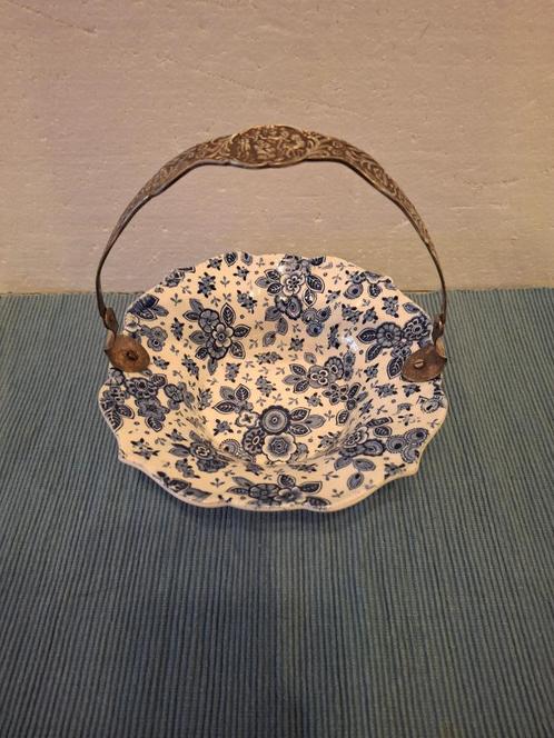 Societe Ceramique - Beatrix - mooi bonbonschaaltje, Antiek en Kunst, Antiek | Servies los, Ophalen of Verzenden