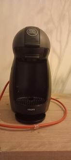 Dolce Gusto Piccolo koffiezetapparaat, Ophalen, Zo goed als nieuw, Koffiemachine, Koffiepads en cups